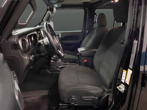 Used 2020 Jeep Gladiator Sport w/ Quick Order Package 24S AWD/4WD image 9