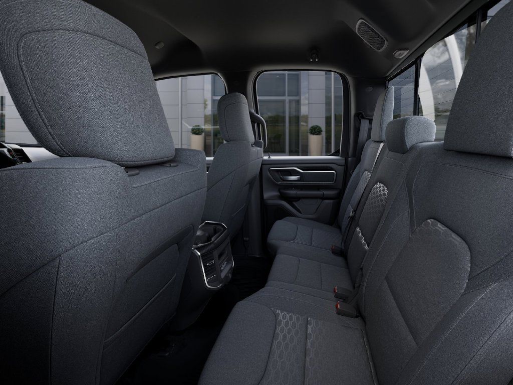 New 2025 RAM 1500 Big Horn AWD/4WD image 24
