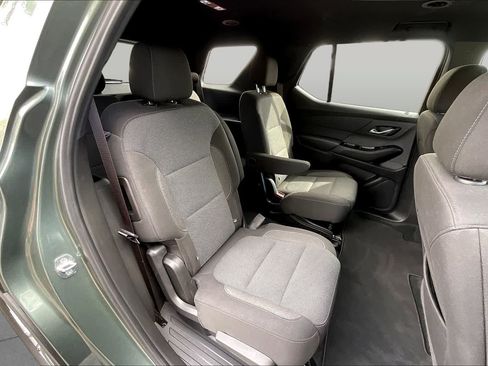 Used 2023 Chevrolet Traverse LT FWD image 26