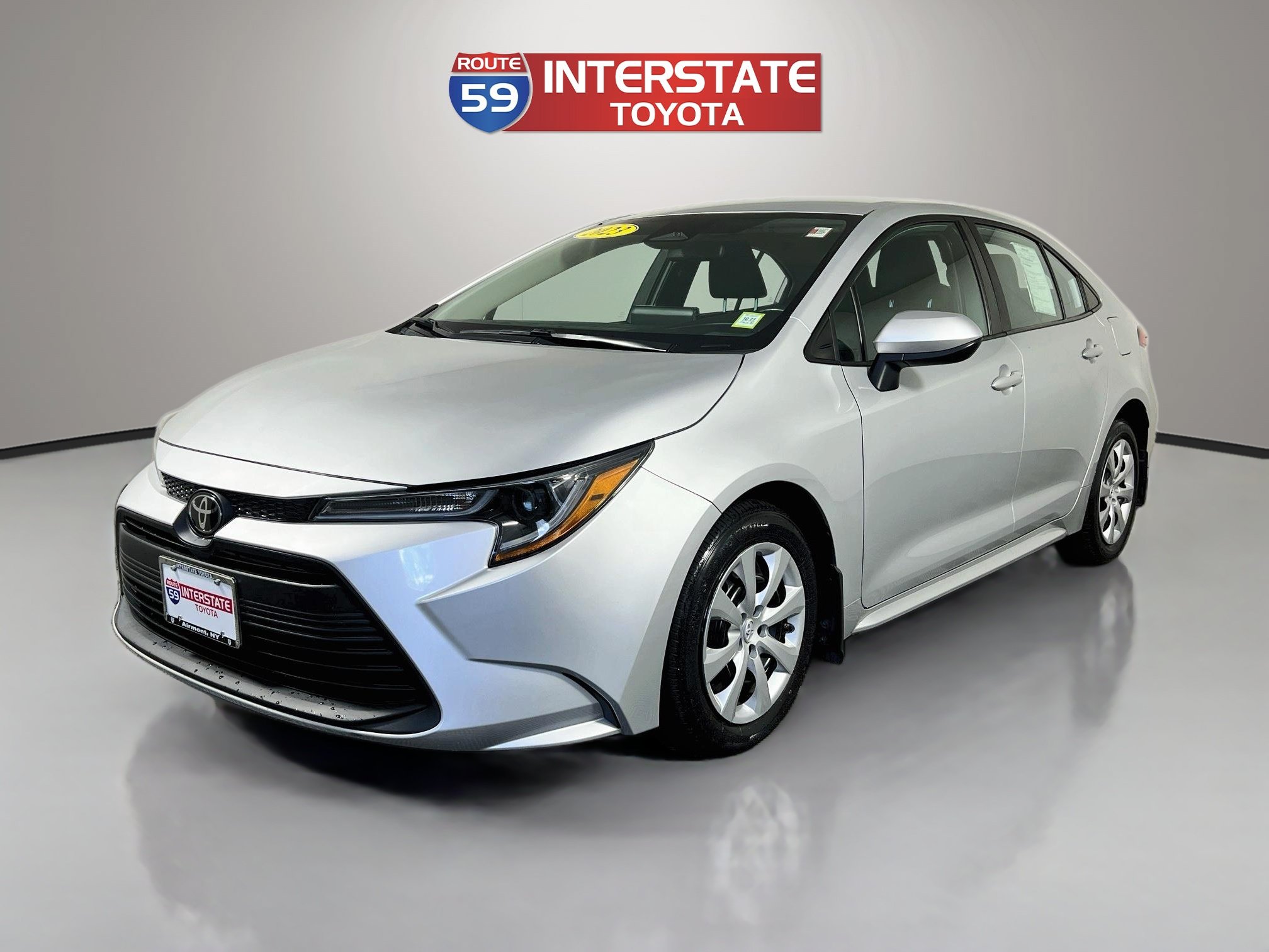 Certified 2023 Toyota Corolla LE FWD image 3