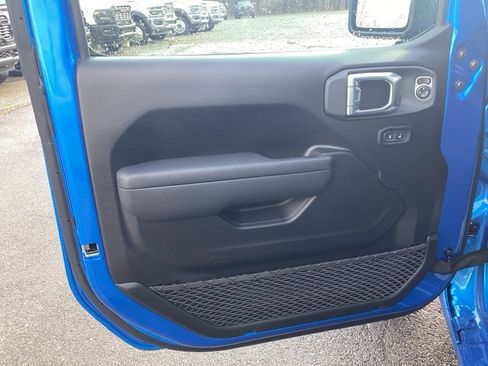 New 2026 Jeep Wrangler Sport S image 19