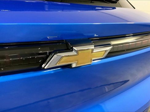 Used 2025 Chevrolet Equinox EV LT w/ Convenience Package FWD image 29