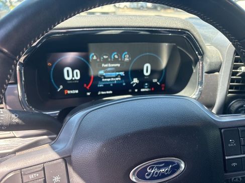 Used 2023 Ford F150 Lariat w/ Trailer Tow Package image 11