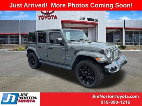 Used 2022 Jeep Wrangler Unlimited Sahara AWD/4WD image 1