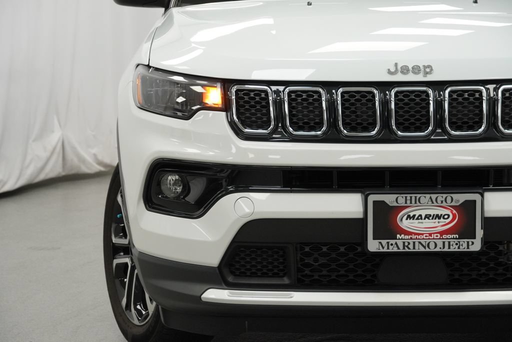 Certified 2024 Jeep Compass Limited w/ Sun and Sound Group AWD/4WD image 15