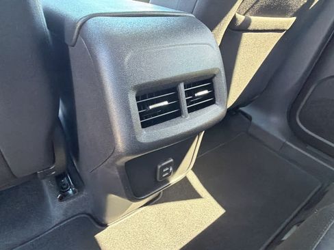 Used 2023 Chevrolet Equinox LS w/ LS Convenience Package AWD/4WD image 24
