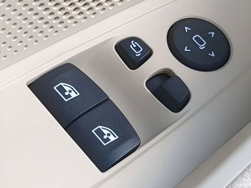 New 2026 BMW 430i xDrive Coupe w/ Parking Assistance Package image 21