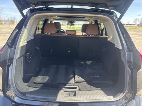 Used 2025 Nissan Rogue Platinum w/ Platinum Premium Package AWD/4WD image 33