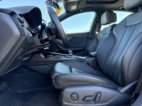 Used 2022 Audi A4 2.0T Premium w/ Convenience Package image 15