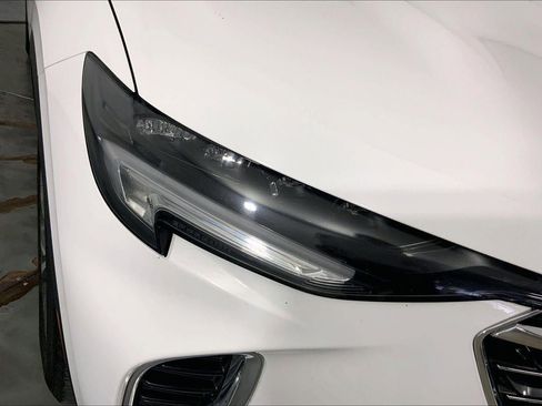 Used 2023 Buick Envision Essence image 26