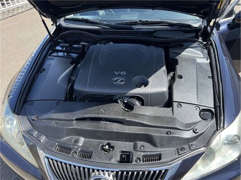 Used 2010 Lexus IS 250 image 17