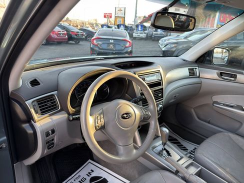 Used 2010 Subaru Forester 2.5X Limited image 10