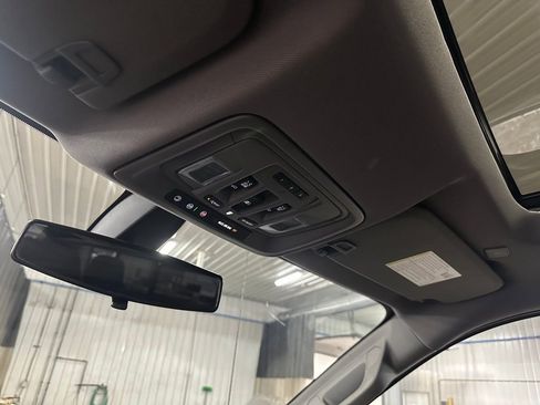 Used 2019 Chevrolet Silverado 1500 LT Trail Boss image 19