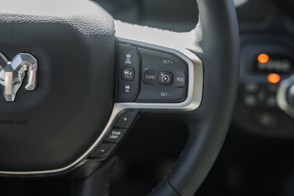 Used 2025 RAM 1500 Big Horn AWD/4WD image 32