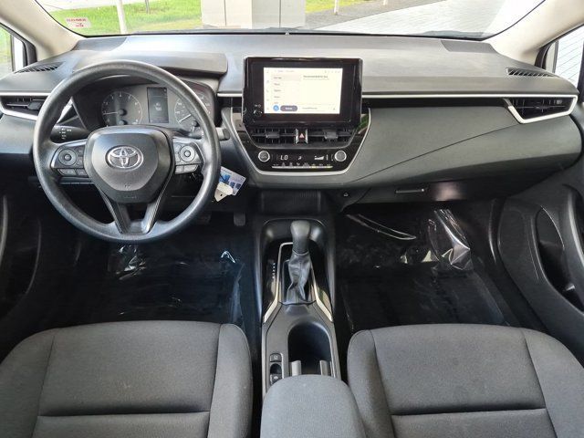 Used 2025 Toyota Corolla LE FWD image 15