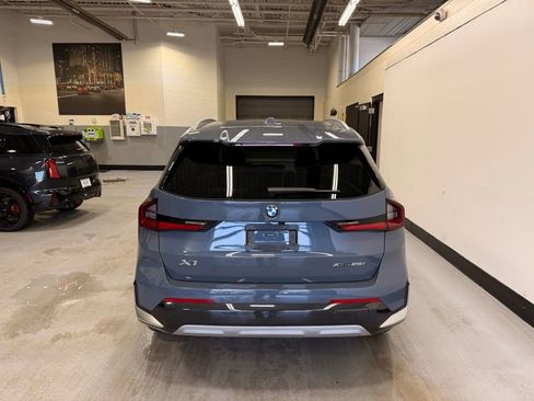 Used 2025 BMW X1 xDrive28i image 4