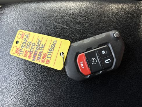 Used 2022 Jeep Wrangler Unlimited Rubicon w/ Cold Weather Group image 30