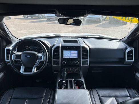 Used 2019 Ford F150 Lariat image 8
