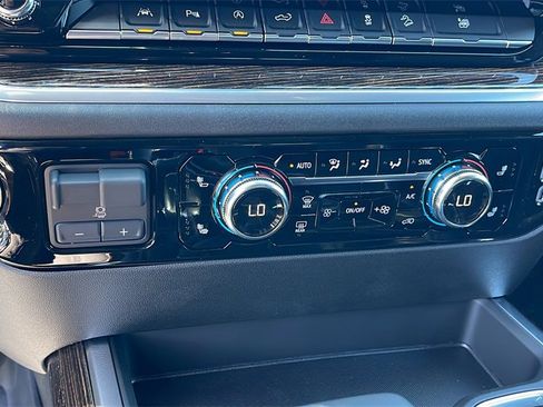 New 2026 GMC Sierra 1500 Elevation w/ Elevation Premium Package image 19