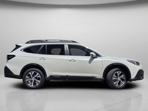 Used 2022 Subaru Outback Limited AWD/4WD image 23