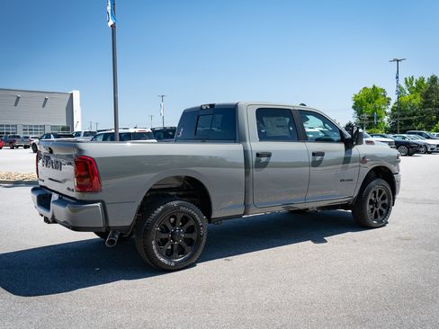 New 2026 RAM 2500 Big Horn AWD/4WD image 10
