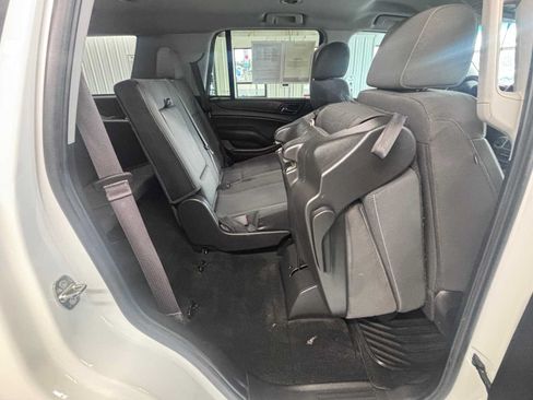 Used 2016 GMC Yukon SLE w/ Convenience Package AWD/4WD image 12