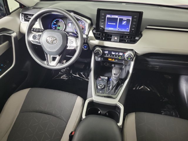 Used 2021 Toyota RAV4 XLE AWD/4WD image 15