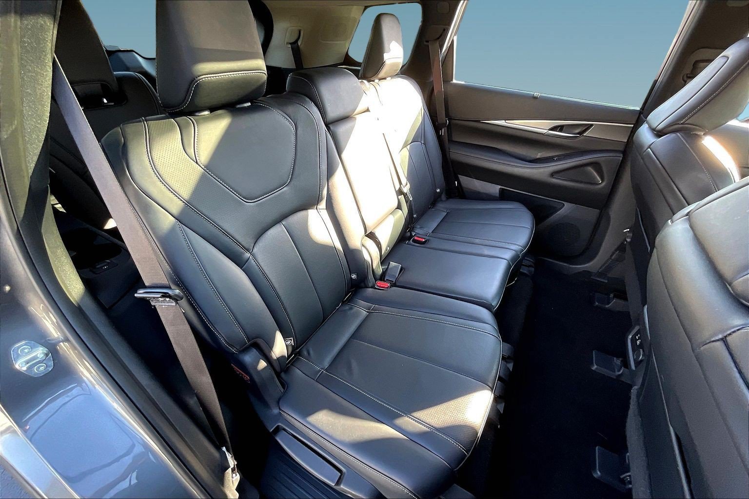 Certified 2023 INFINITI QX60 Luxe w/ Cargo Package AWD/4WD image 24