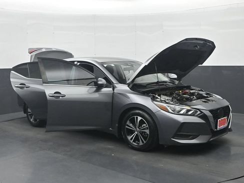 Used 2022 Nissan Sentra SV FWD image 34
