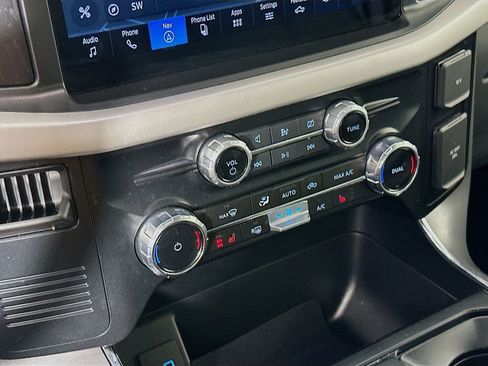 Used 2023 Ford F150 Lightning XLT image 21