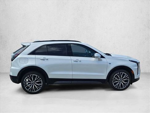 Used 2024 Cadillac XT4 Sport FWD image 4