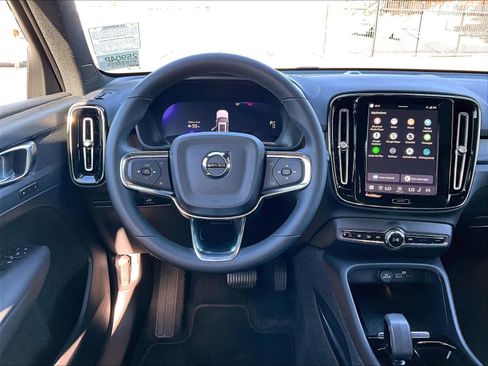 Used 2024 Volvo XC40 Recharge Plus w/ Protection Package Premier image 8