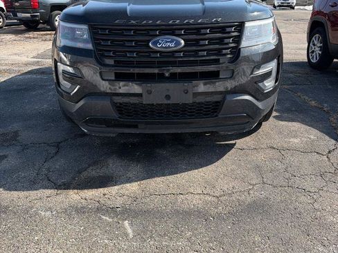 Used 2016 Ford Explorer Sport w/ Equipment Group 401A image 2
