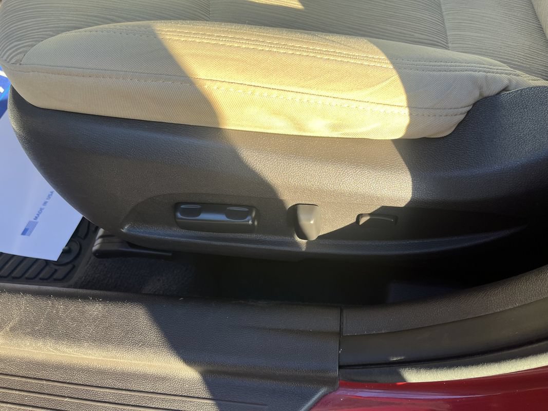 Used 2012 Hyundai Sonata GLS w/ Popular Equipment Pkg FWD image 7