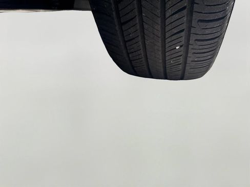 Used 2025 Honda HR-V LX image 36