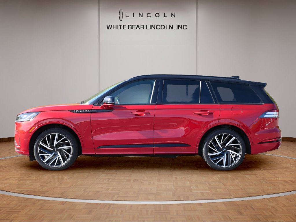 Certified 2025 Lincoln Aviator Black Label w/ Black Label Special Edition AWD/4WD image 8