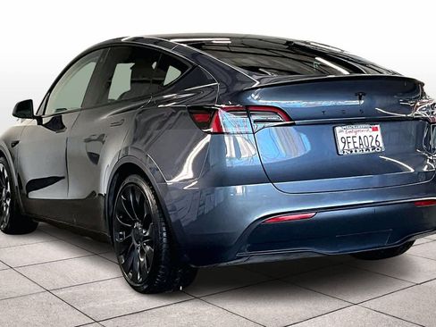 Used 2023 Tesla Model Y Performance image 15