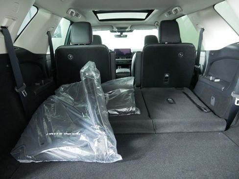 New 2026 Nissan Pathfinder SL w/ SL Premium Package AWD/4WD image 19
