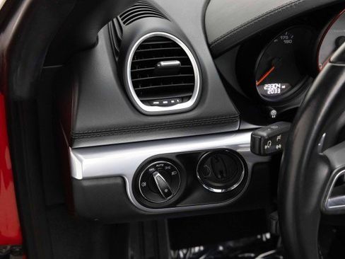 Used 2017 Porsche 718 Boxster S image 30