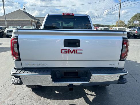 Used 2017 GMC Sierra 1500 SLT image 6