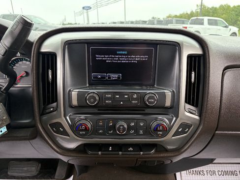Used 2018 Chevrolet Silverado 1500 LT w/ All Star Edition AWD/4WD image 26