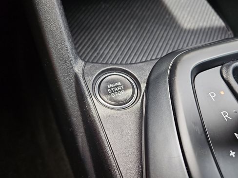 Used 2025 Kia K4 FWD image 20