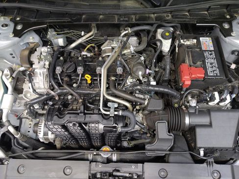 Used 2024 Nissan Altima 2.5 SV image 30