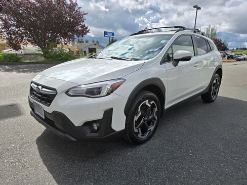 Used 2023 Subaru Crosstrek 2.5i Limited AWD/4WD image 3