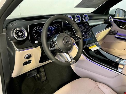 New 2026 Mercedes-Benz GLC 300 4MATIC image 9