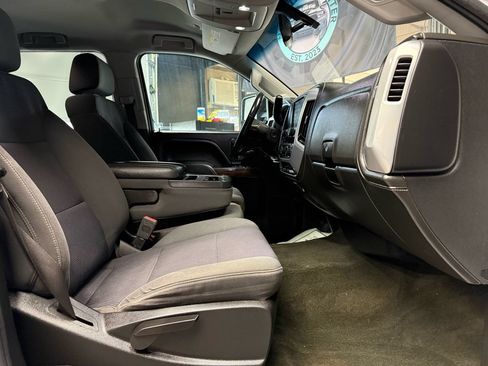 Used 2018 GMC Sierra 2500 SLE w/ HD SLE Preferred Plus Package AWD/4WD image 19