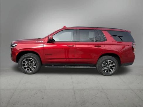 Used 2023 Chevrolet Tahoe Z71 w/ Luxury Package image 2