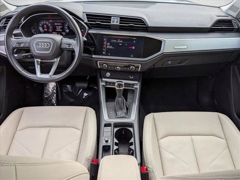 Used 2020 Audi Q3 2.0T Premium w/ Convenience Package image 17