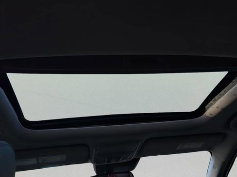 Used 2018 Honda CR-V Touring image 46