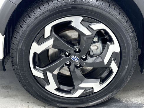 Used 2023 Subaru Crosstrek 2.5i Limited AWD/4WD image 10